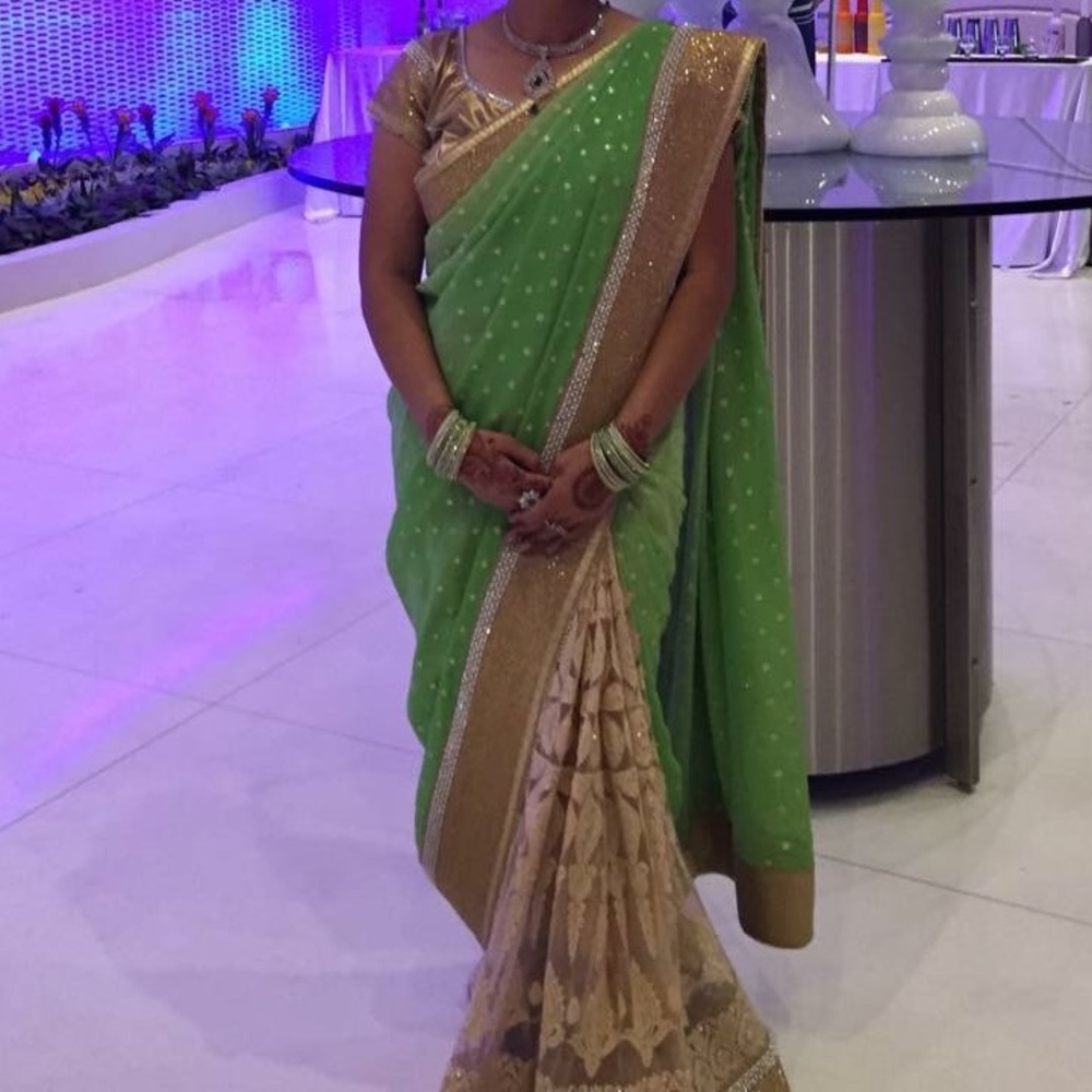 Indian saree.